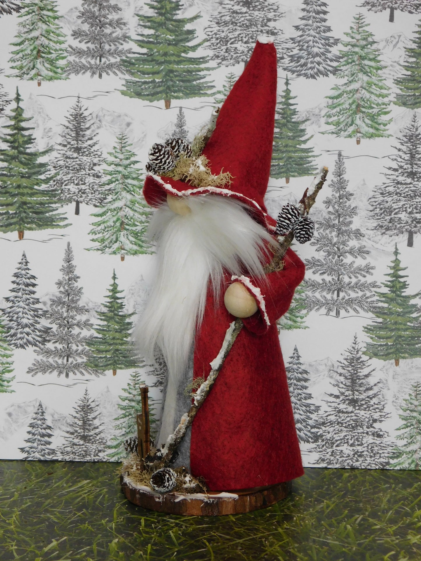 Woodland Wizard Gnome, Woodland Wizard, Red Wizard gnome, Santa Gnome, Gnomes.